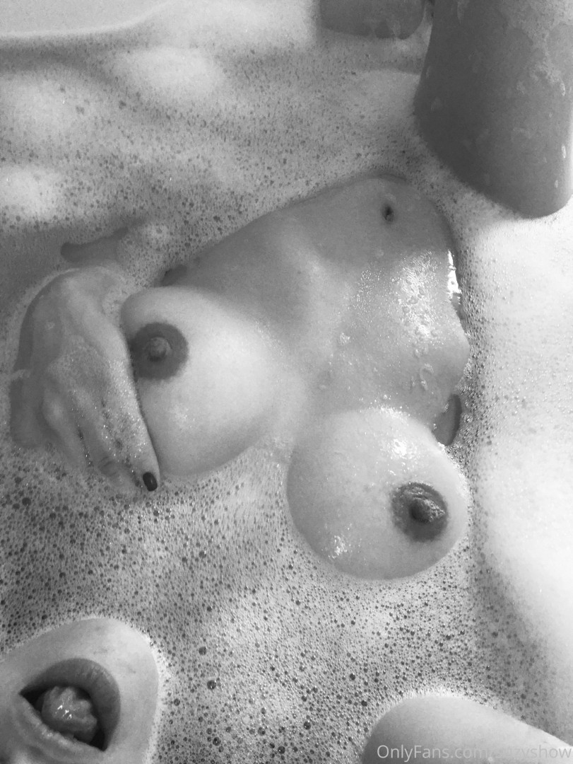 Photo by suzybloow published on May 17,2023 12:28:13 - BestThots