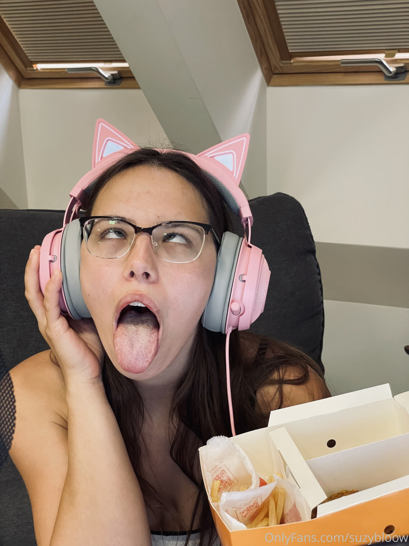 Photo by suzybloow published on May 17,2023 12:30:28 - BestThots