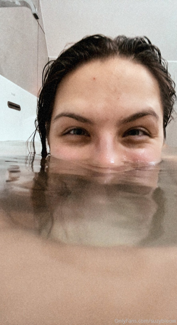 Photo by suzybloow published on May 17,2023 12:30:59 - BestThots