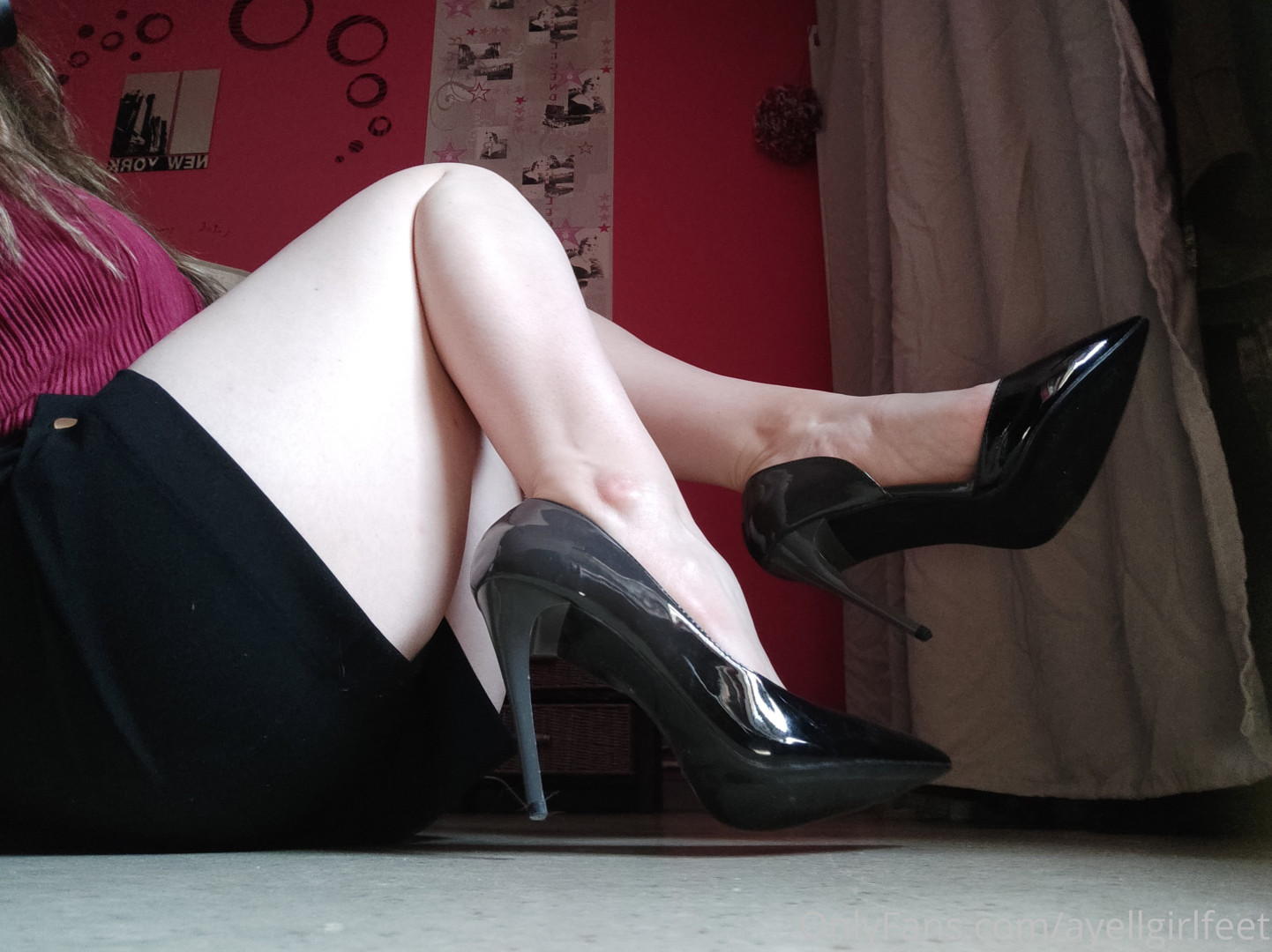 Photo by ayellgirlfeet published on November 5,2023 05:32:25 - BestThots