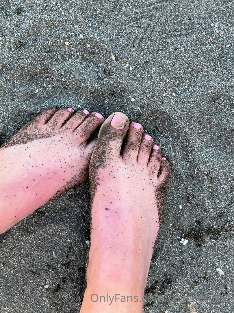 Photo by ceeceefox99 published on October 31,2023 17:58:54 - BestThots