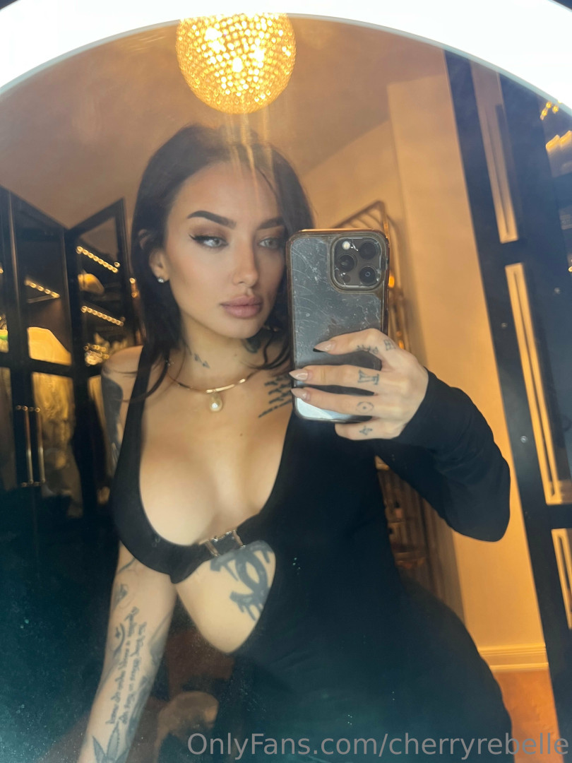 Photo by cherryrebelle published on October 31,2023 15:25:30 - BestThots