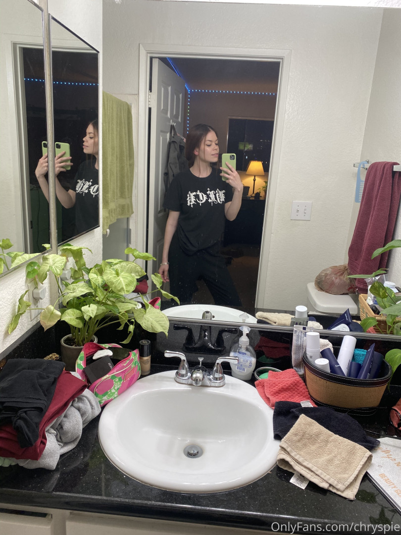 Photo by chryspie published on October 31,2023 15:16:45 - BestThots