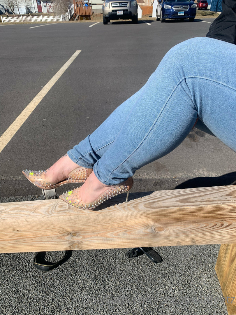 Photo by cocobellafeetz published on October 31,2023 11:37:47 - BestThots