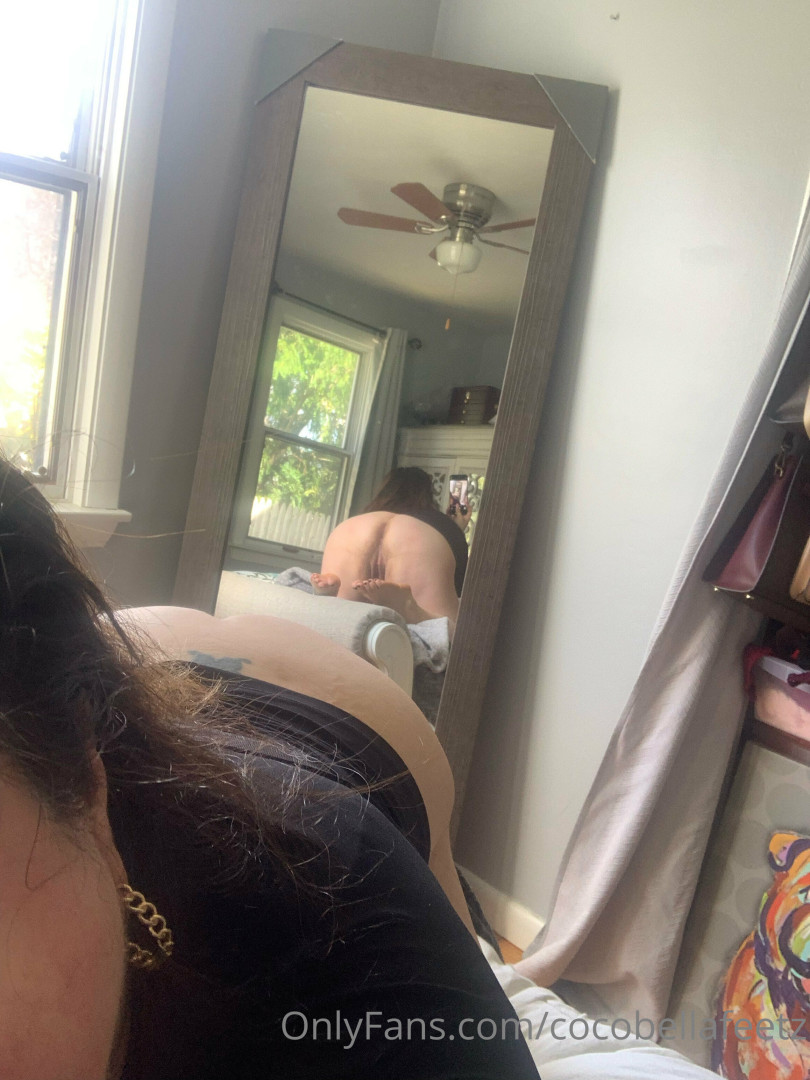 Photo by cocobellafeetz published on October 31,2023 11:37:52 - BestThots