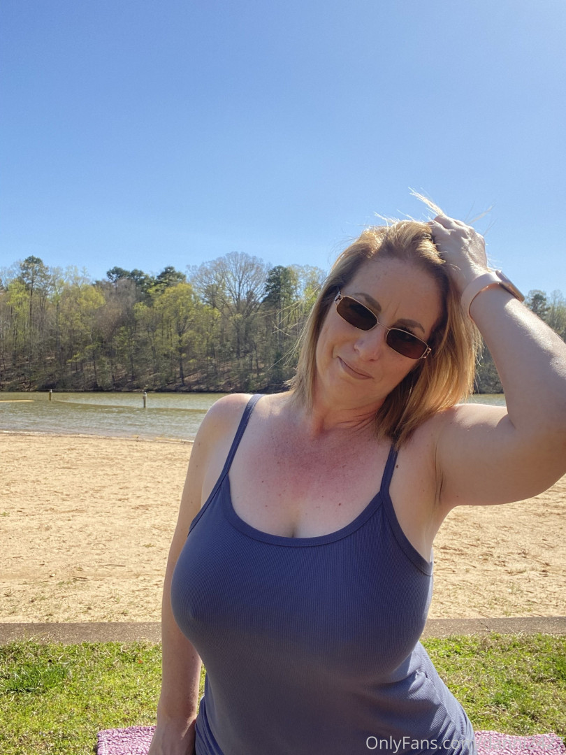 Photo by danni2427 published on October 31,2023 06:08:06 - BestThots