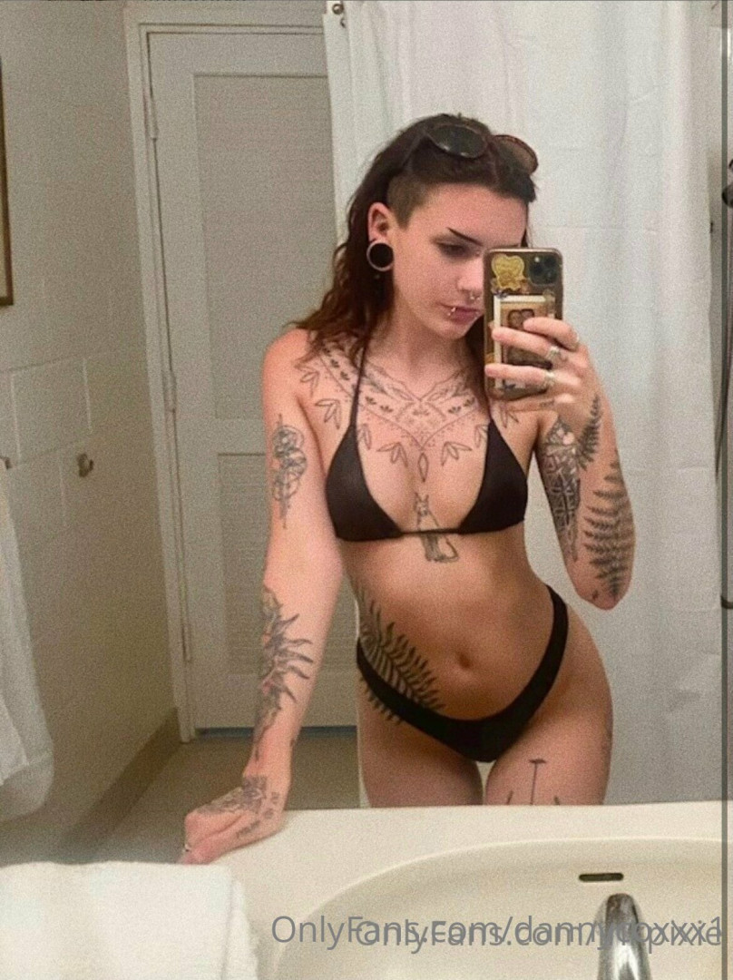 Photo by dannycoxxx1 published on October 31,2023 05:44:42 - BestThots