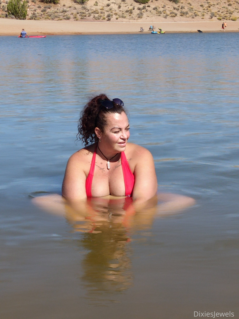 Photo by dixiesjewels published on October 31,2023 04:54:58 - BestThots