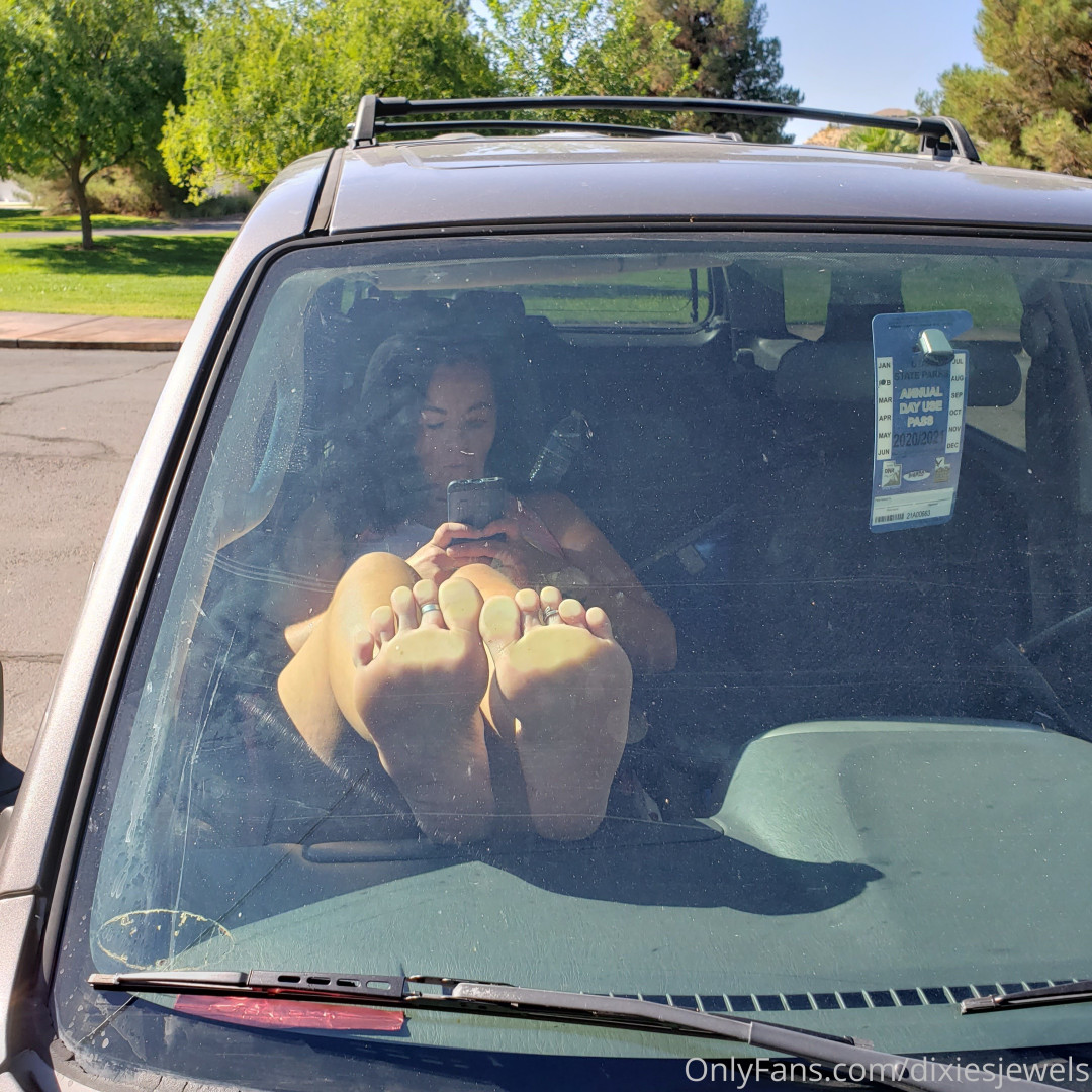 Photo by dixiesjewels published on October 31,2023 04:57:29 - BestThots