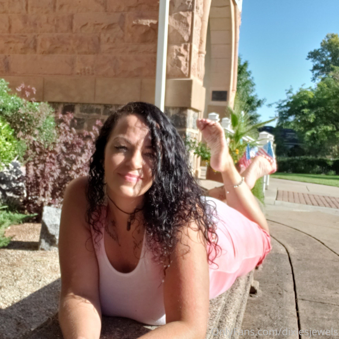 Photo by dixiesjewels published on October 31,2023 05:01:27 - BestThots