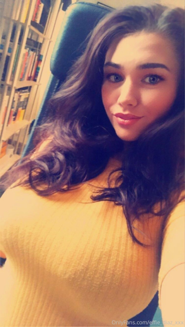 Photo by effiediazx published on October 31,2023 03:32:42 - BestThots