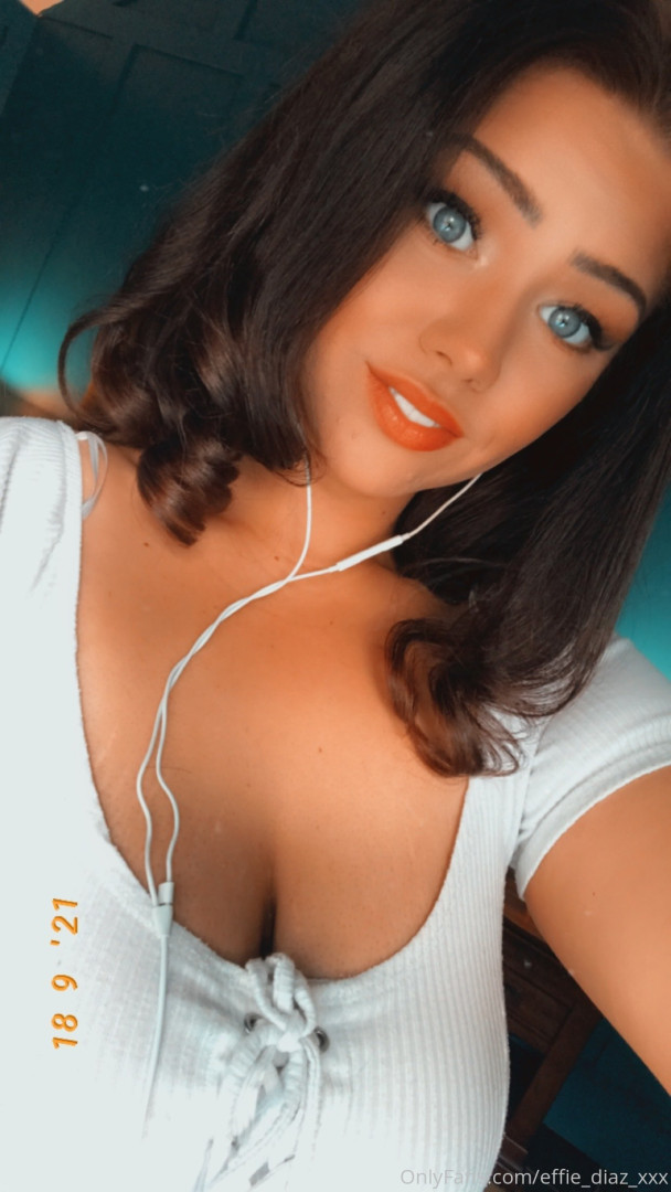 Photo by effiediazx published on October 31,2023 03:32:54 - BestThots