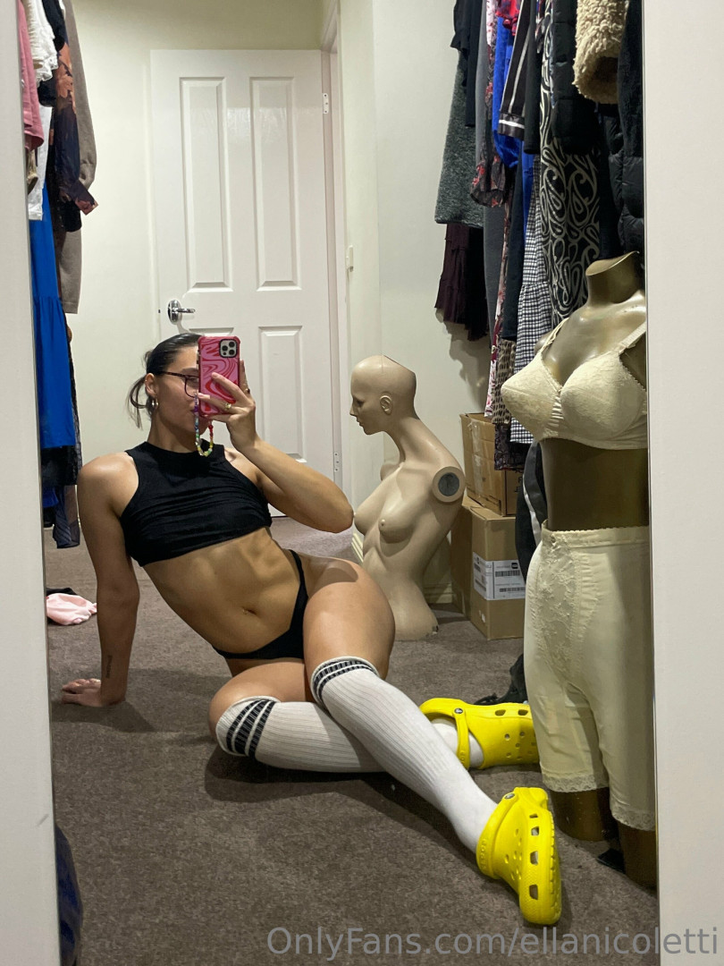 Photo by ellanicoletti published on October 31,2023 02:19:32 - BestThots