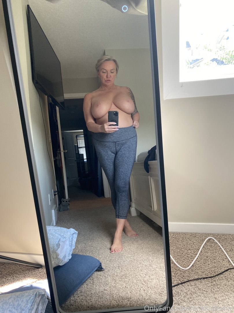 Photo by erikkadevine published on October 31,2023 01:40:34 - BestThots