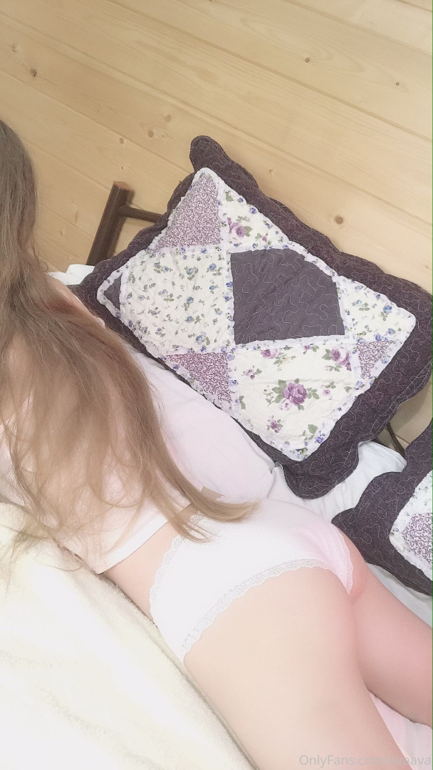 Photo by evaava published on October 31,2023 00:20:27 - BestThots
