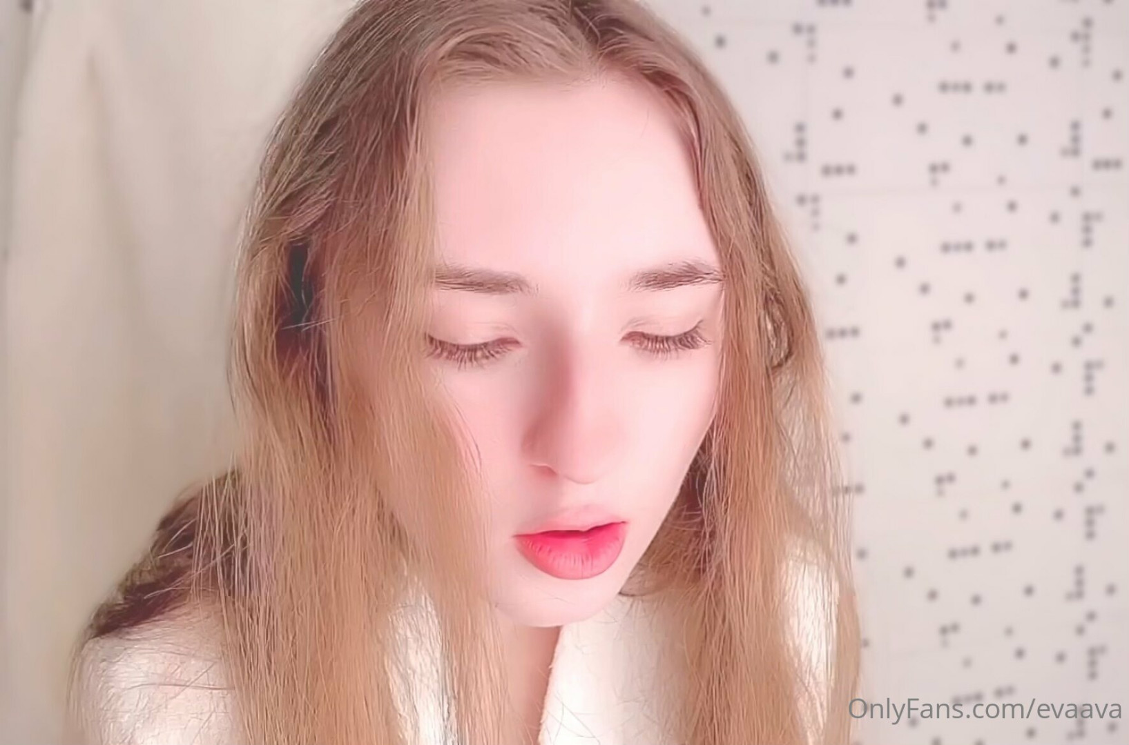 Photo by evaava published on October 31,2023 00:21:26 - BestThots
