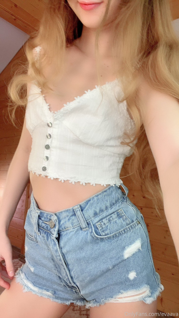 Photo by evaava published on October 31,2023 00:28:19 - BestThots