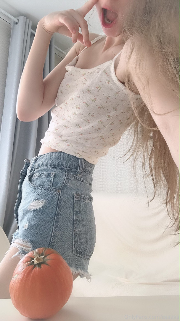 Photo by evaava published on October 31,2023 00:28:52 - BestThots