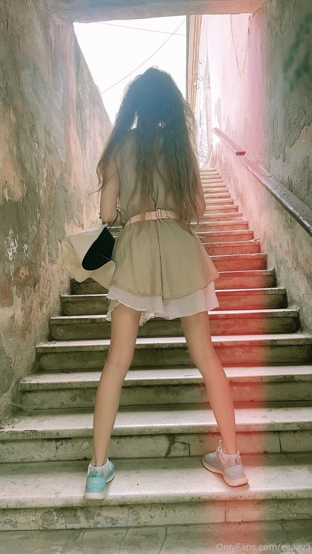 Photo by evaava published on October 31,2023 00:29:38 - BestThots