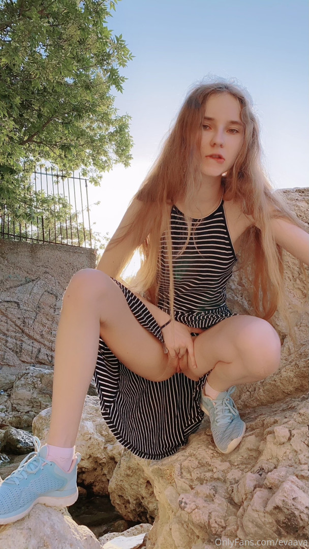 Photo by evaava published on October 31,2023 00:29:45 - BestThots