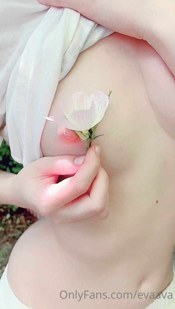 Photo by evaava published on October 31,2023 00:30:31 - BestThots