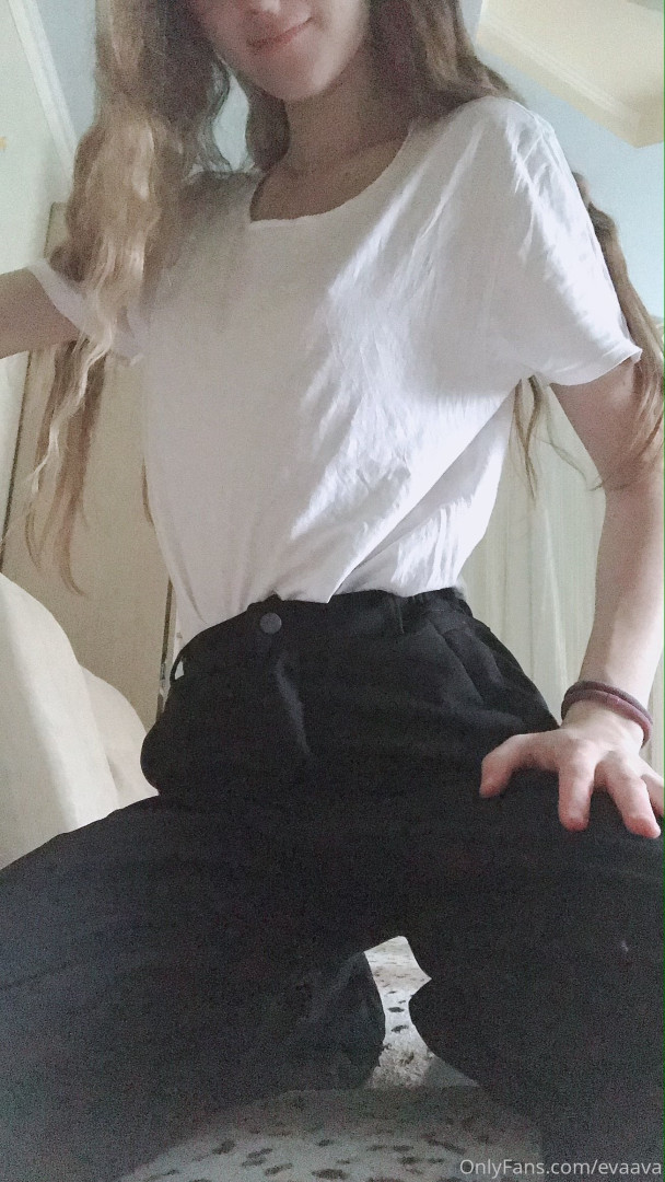 Photo by evaava published on October 31,2023 00:32:21 - BestThots