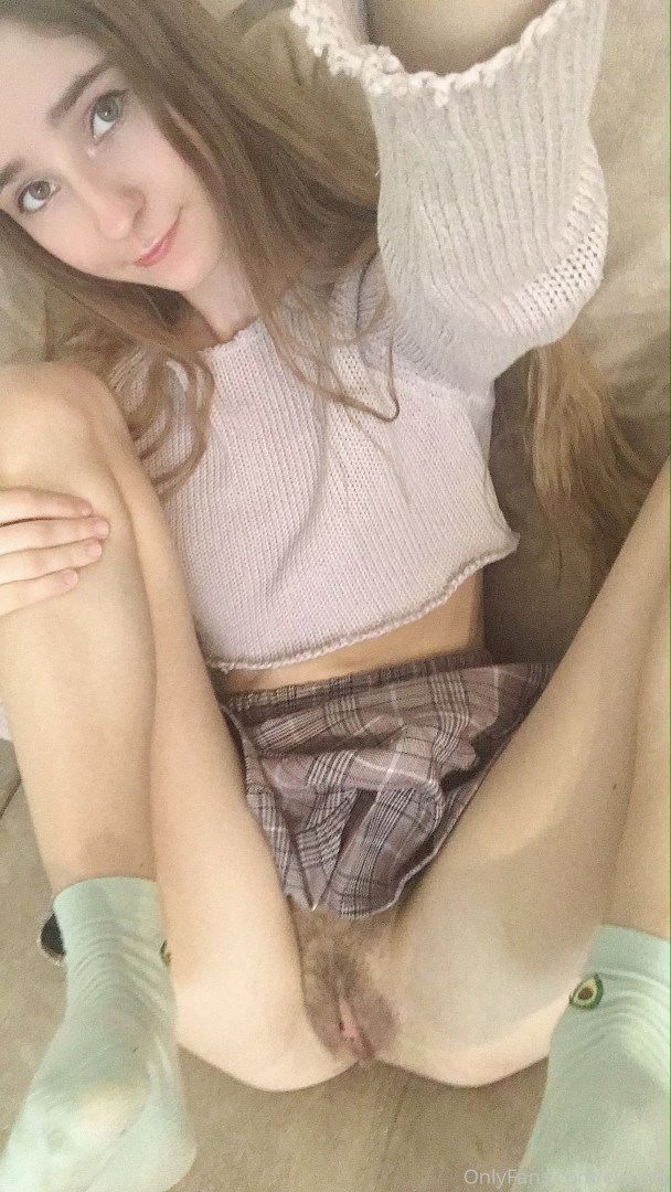 Photo by evaava published on October 31,2023 00:35:24 - BestThots