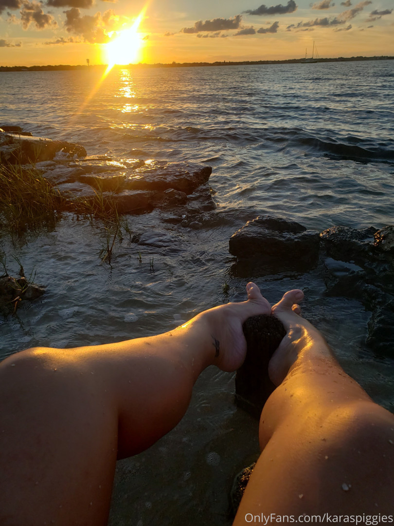 Photo by karaspiggies published on October 30,2023 10:57:37 - BestThots