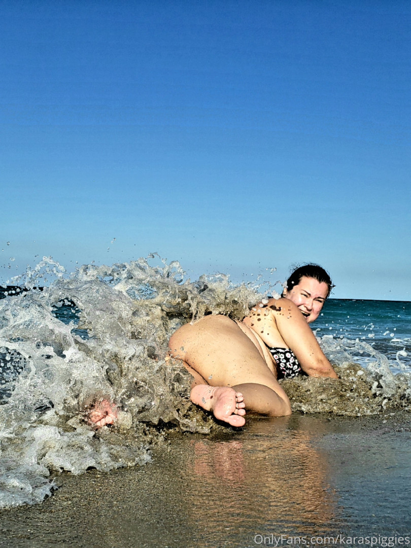 Photo by karaspiggies published on October 30,2023 10:58:10 - BestThots