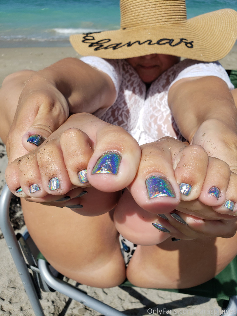 Photo by karaspiggies published on October 30,2023 10:58:11 - BestThots