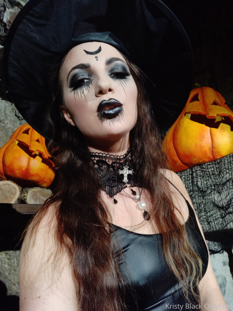 Photo by kristyblack published on October 30,2023 05:30:05 - BestThots