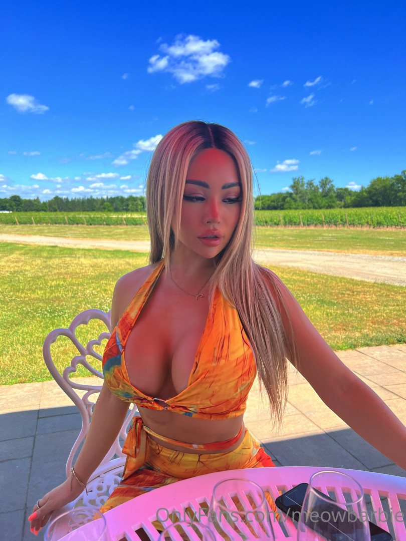 Photo by meowbarbie published on October 29,2023 22:55:59 - BestThots