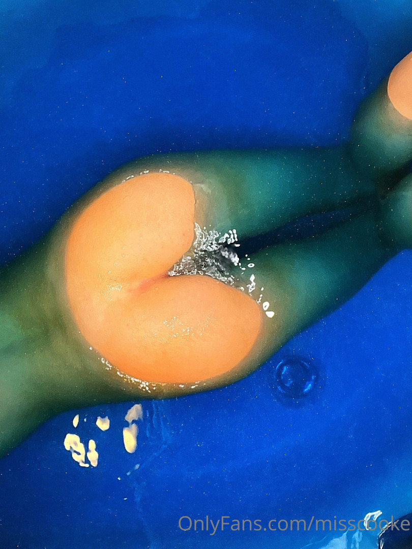 Photo by misscooke published on October 29,2023 21:31:49 - BestThots