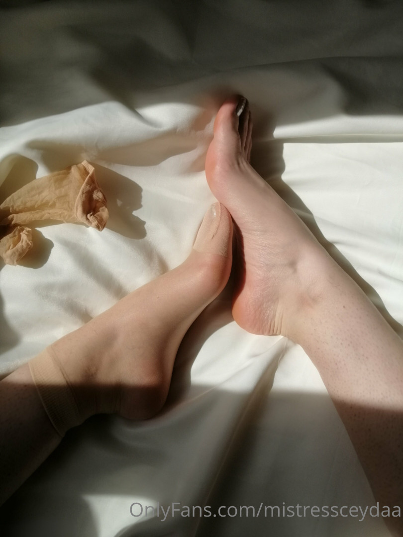 Photo by mistressceydaa published on October 29,2023 19:39:16 - BestThots
