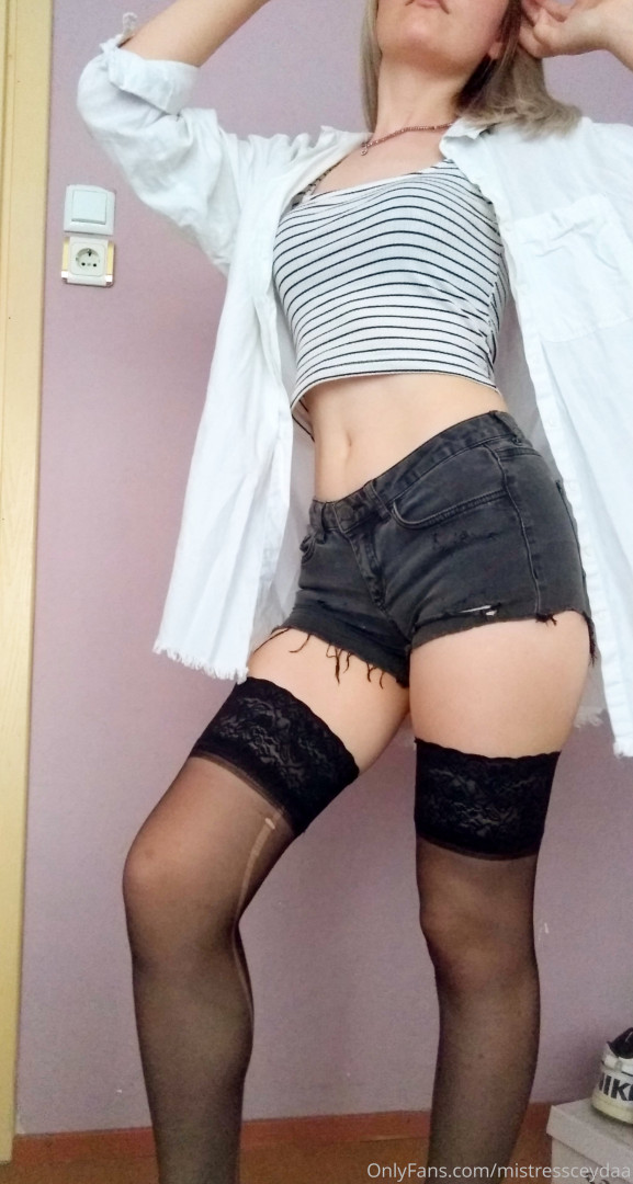 Photo by mistressceydaa published on October 29,2023 19:39:25 - BestThots