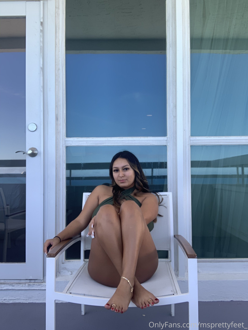 Photo by msprettyfeet_ published on October 29,2023 17:33:26 - BestThots