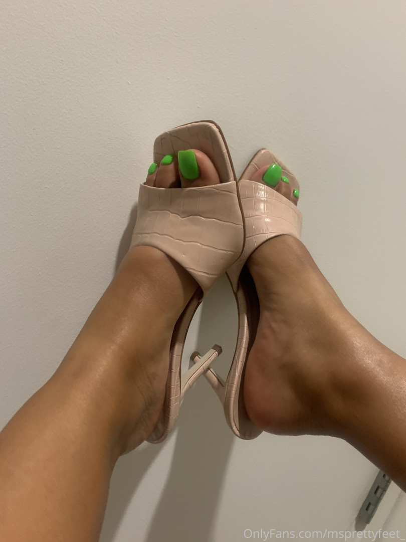 Photo by msprettyfeet_ published on October 29,2023 17:33:27 - BestThots