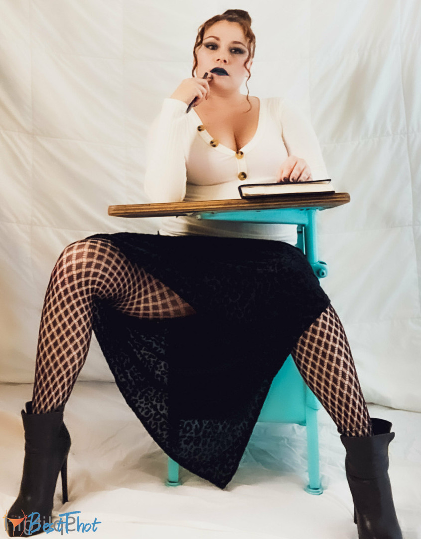 Photo by split.girl published on December 30,2024 18:19:23 - BestThots
