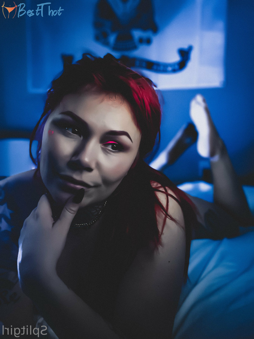 Photo by split.girl published on December 30,2024 18:20:15 - BestThots