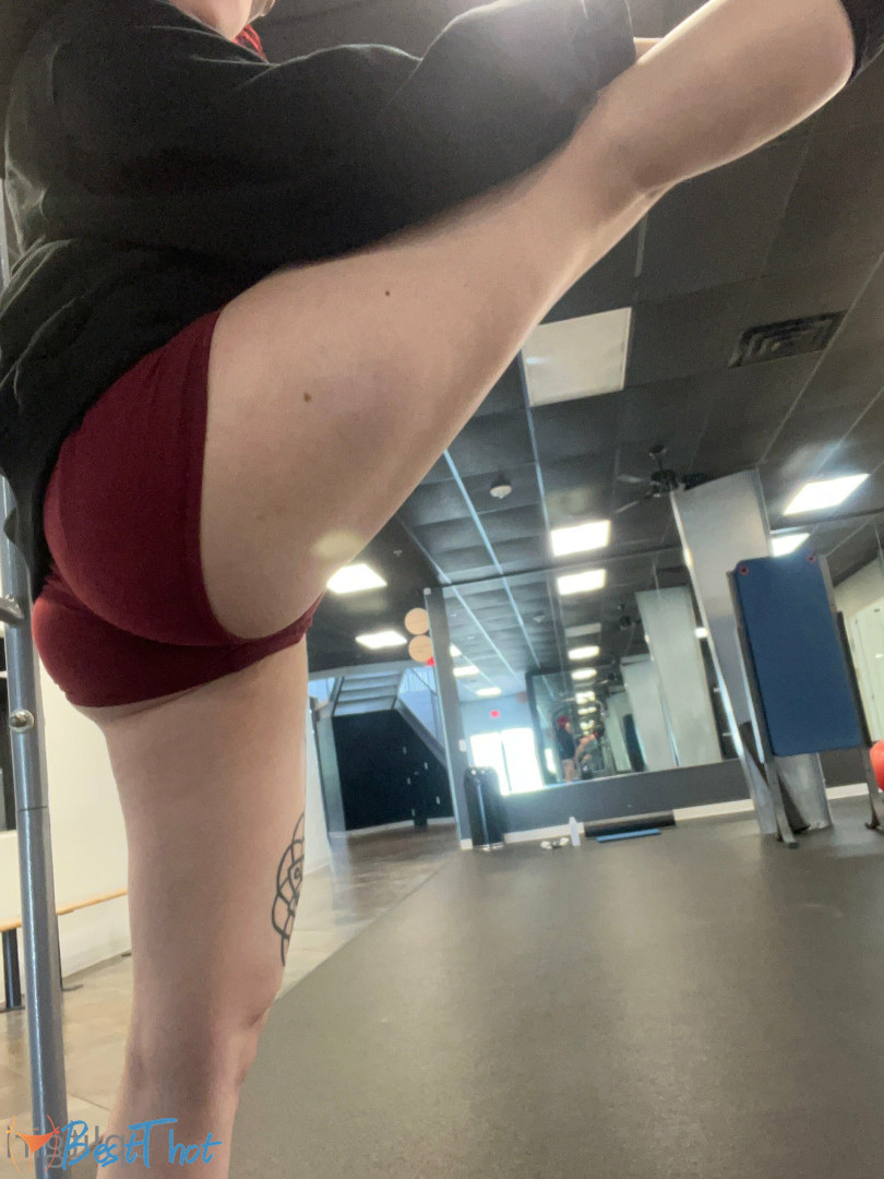 Photo by split.girl published on December 30,2024 18:21:50 - BestThots