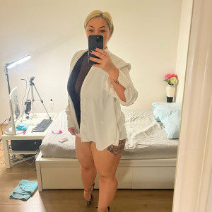 nicki_thick6 #8092622