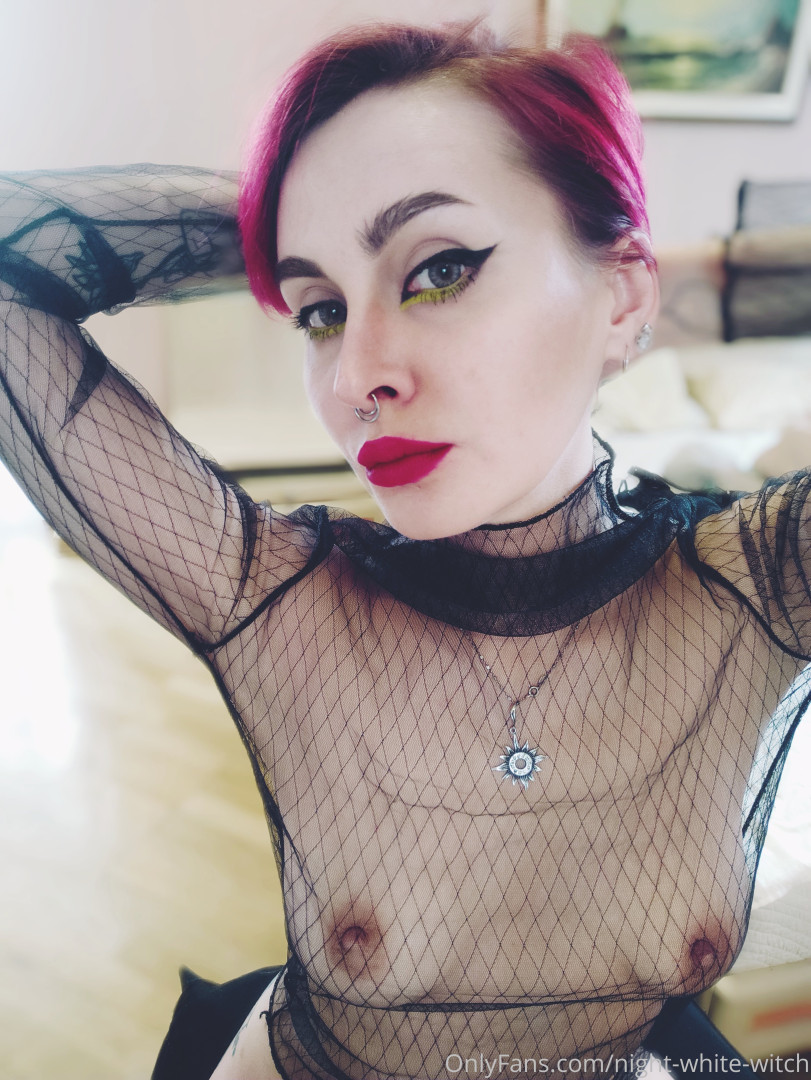 Photo by night-white-witch published on October 29,2023 13:58:05 - BestThots