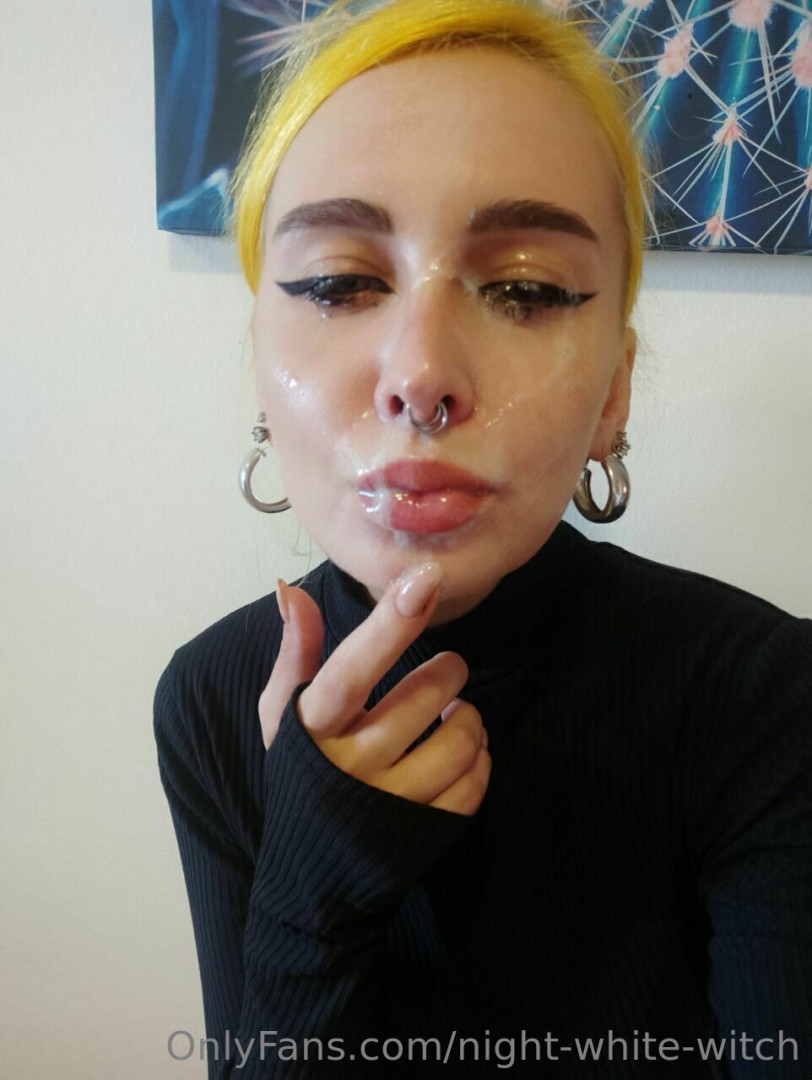 Photo by night-white-witch published on October 29,2023 13:58:45 - BestThots