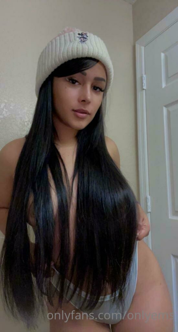 Photo by onlyems published on October 29,2023 12:00:31 - BestThots