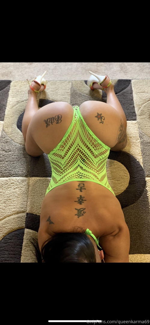 Photo by queenkarma69 published on October 29,2023 04:45:11 - BestThots