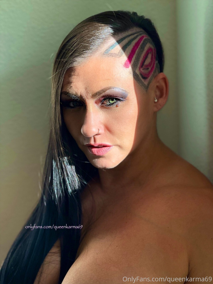 Photo by queenkarma69 published on October 29,2023 04:48:53 - BestThots