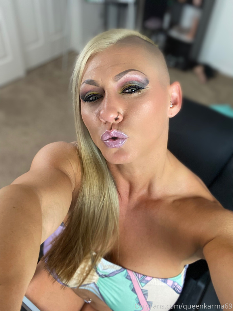 Photo by queenkarma69 published on October 29,2023 04:50:35 - BestThots