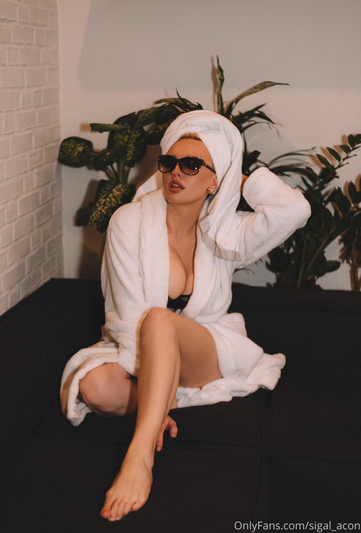 Photo by allnatural_sigal published on November 20,2023 14:19:28 - BestThots