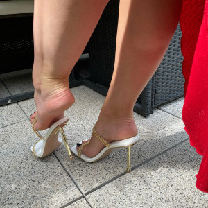 sasaheels #8028717