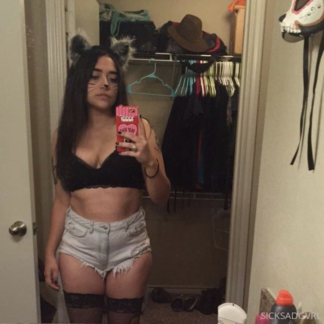 Photo by sicksadgvrl published on October 28,2023 17:10:03 - BestThots